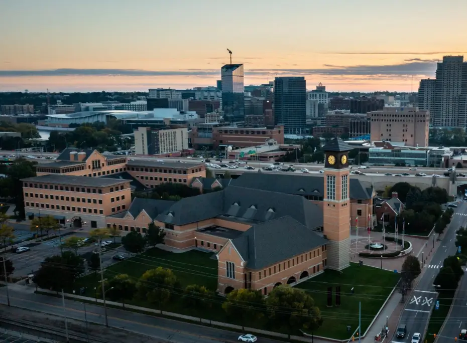 Grand Valley University